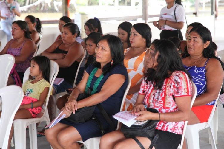 Ações de cidadania e saúde dão continuidade à programação para mulheres indígenas, em Macapá