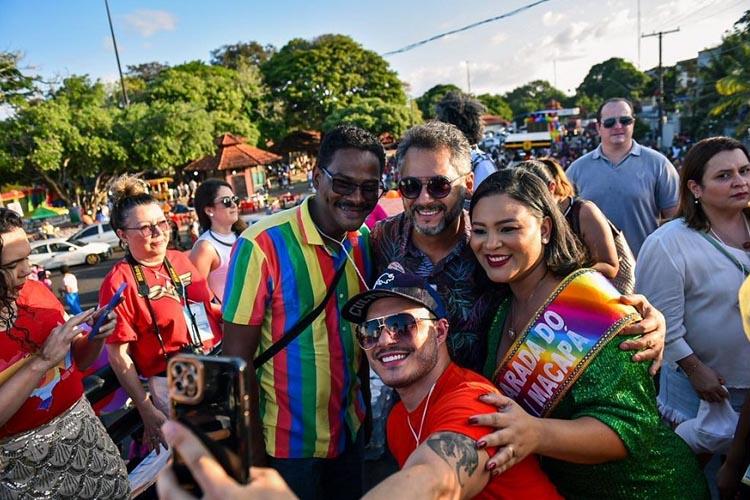 Parada Do Orgulho Lgbtqia Celebra A Diversidade E A Luta Por