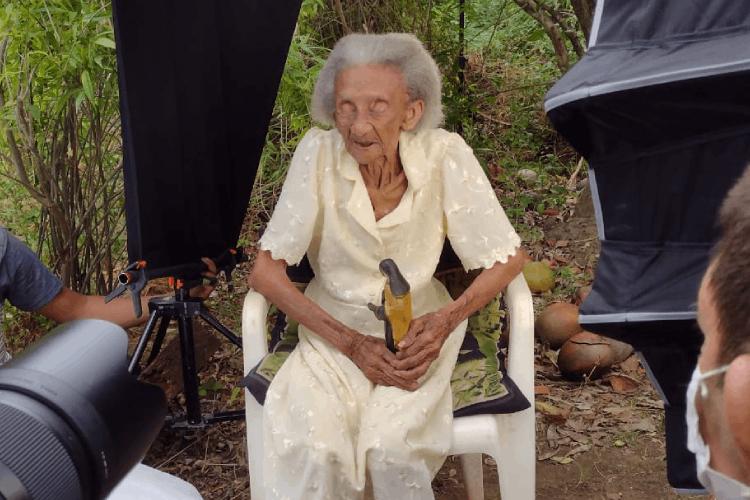 Tia Zefa, ícone da cultura do Marabaixo e Batuque no Amapá, falece aos 108 anos