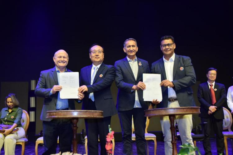 Prefeitura de Santana e grupo chinês assinam protocolo para fortalecer a economia do Amapá