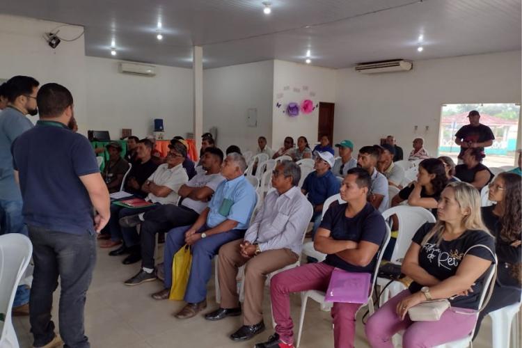 Governo do Amapá realiza mutirão de atendimentos para regularização ambiental, em Pedra Branca do Amapari