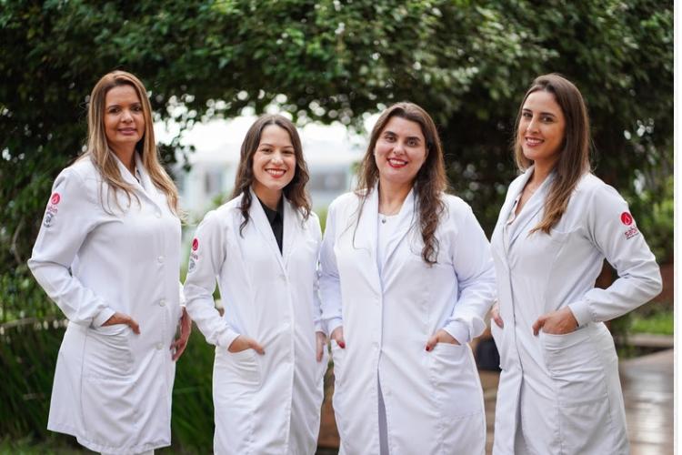 Histórias de coragem e determinação de mulheres que escolheram a ciência como carreira profissional 