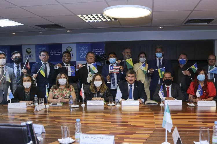 Entidade nacionalmente conhecida realiza 1ª reunião da Gestão 2022 em Brasília com a participação de deputados estaduais do Amapá