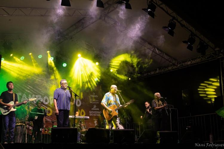 Grupo Senzalas se apresenta no Largo dos Inocentes nesta sexta (19)