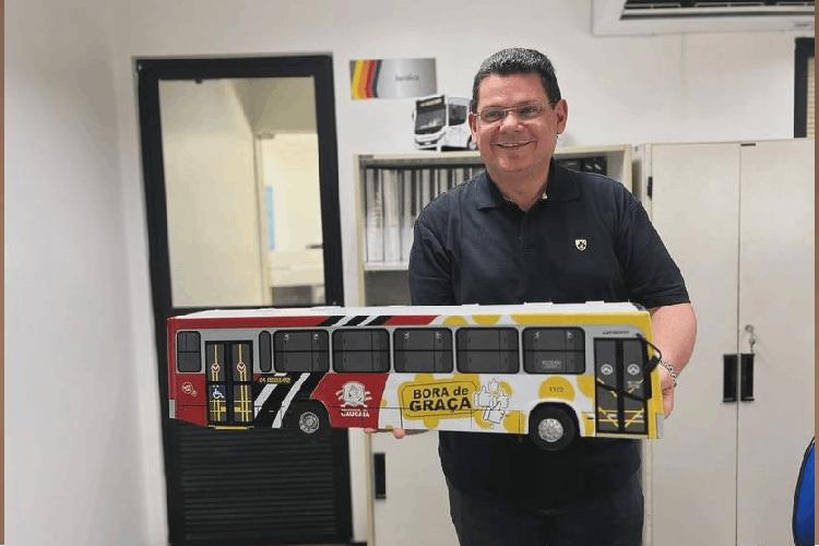 Candidato a vereador de Macapá propõe tarifa zero e visita exemplo de transporte gratuito em Caucaia