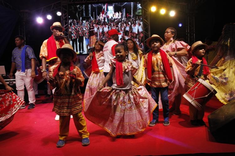 Dia Estadual do Marabaixo: 35 grupos fizeram grande apresentação para saudar manifestação cultural afro-amapaense