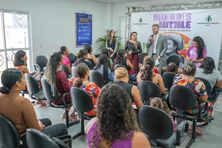 Com apoio do Governo do Estado, Defensoria Pública realiza capacitação para mulheres atendidas pelo Cram de Porto Grande