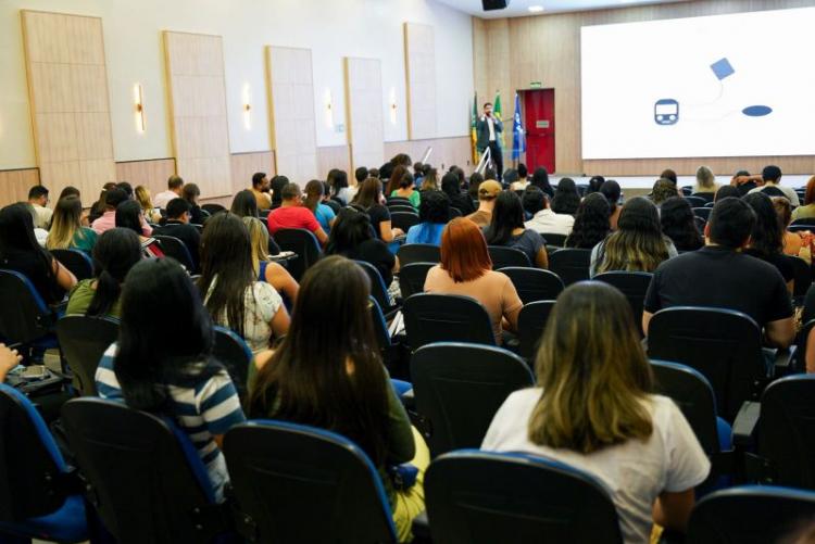 Governo do Amapá debate fatores de risco e tratamento de Acidente Vascular Cerebral, em Macapá