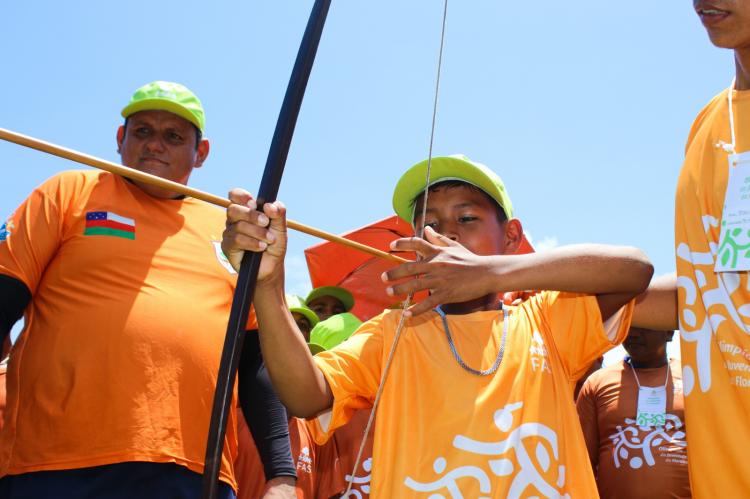 Iniciativa promove esporte e valorização da cultura entre juventude ribeirinha