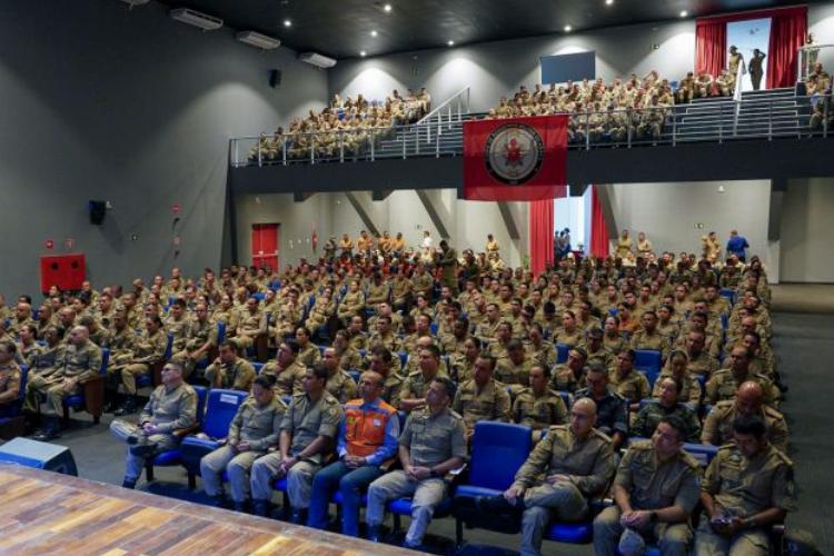 Corpo de Bombeiros do Amapá apresenta Planos Estratégico 2030 e de Comando para 2025, em Santana