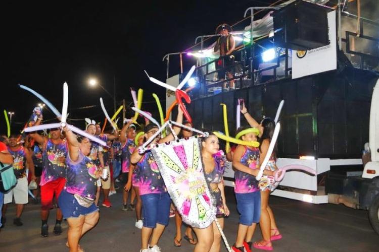 Carnaval 2025: Blocos do Circuito Centro Folia agitam a Orla de Macapá