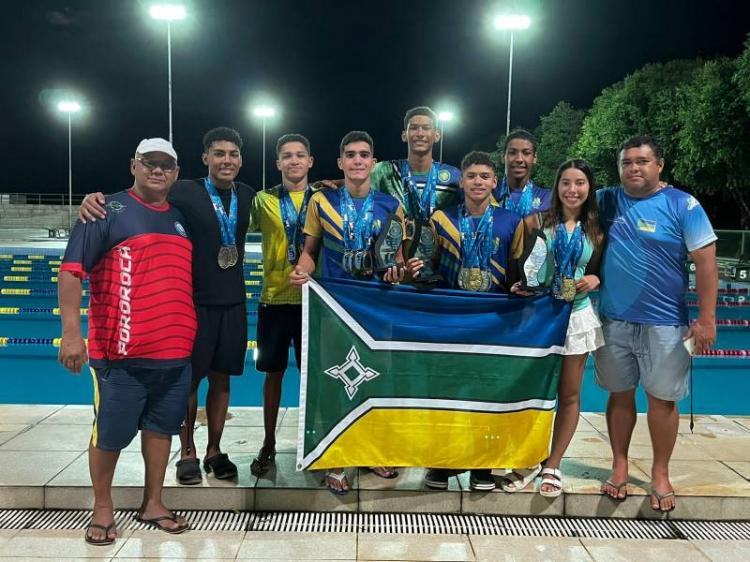 Com apoio do Governo do Estado, nadadores amapaenses conquistam 41 medalhas em torneio de natação