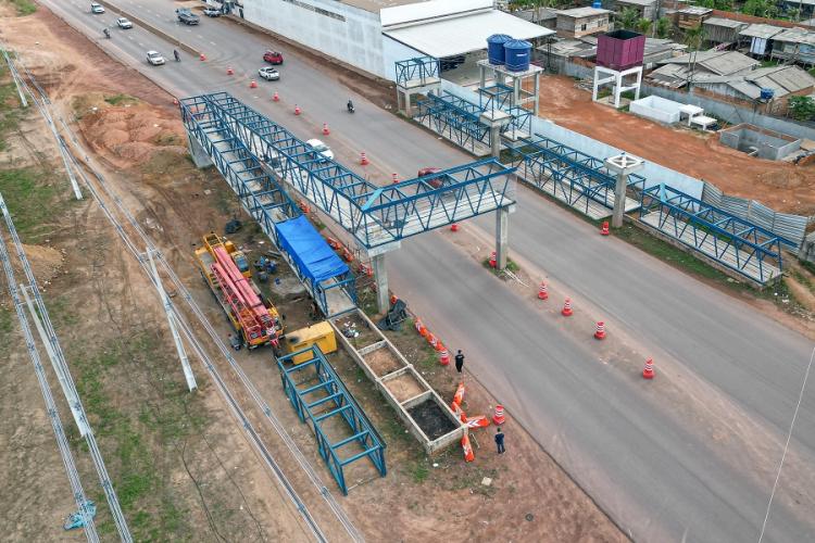 GEA inicia instalação da 4ª passarela de pedestres na Rodovia Duca Serra